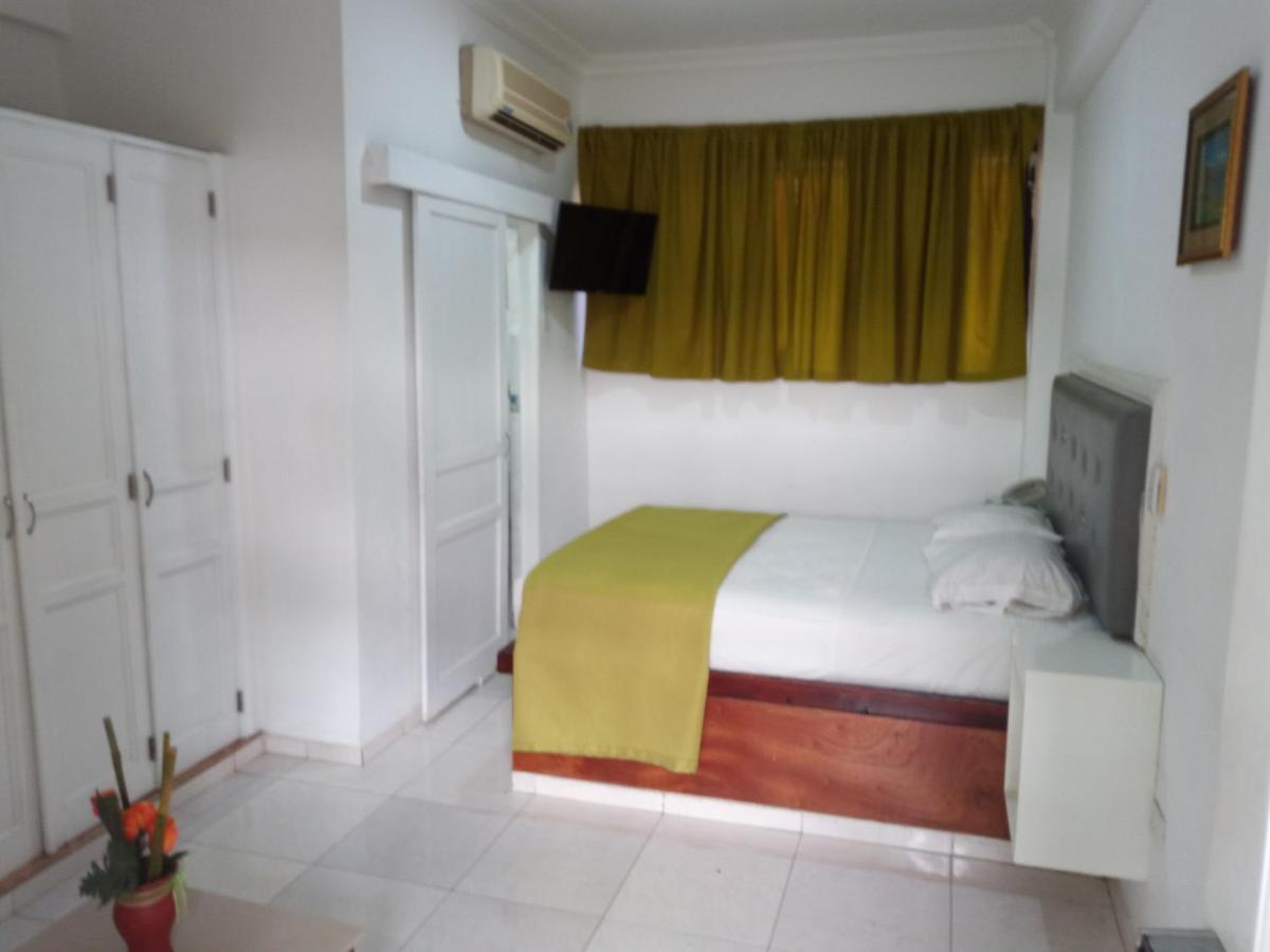 Royal Palace Hotel Santo Domingo Exterior photo